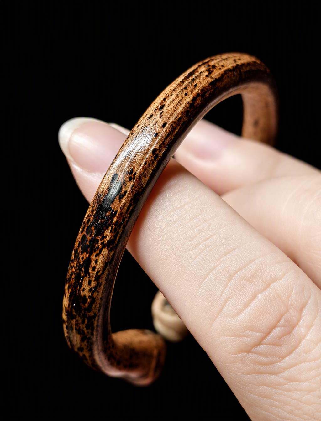 Equinox-Smilax Vine Cuff Bangle