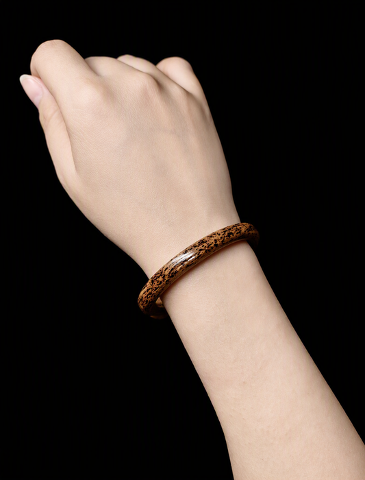Obsidian Stardust-Smilax Vine Cuff Bangle