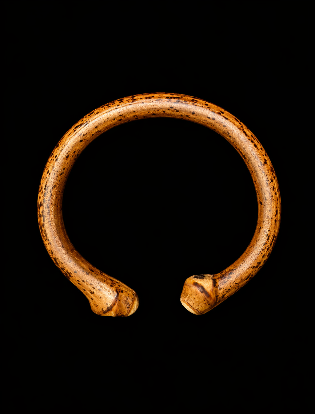 Obsidian Stardust-Smilax Vine Cuff Bangle