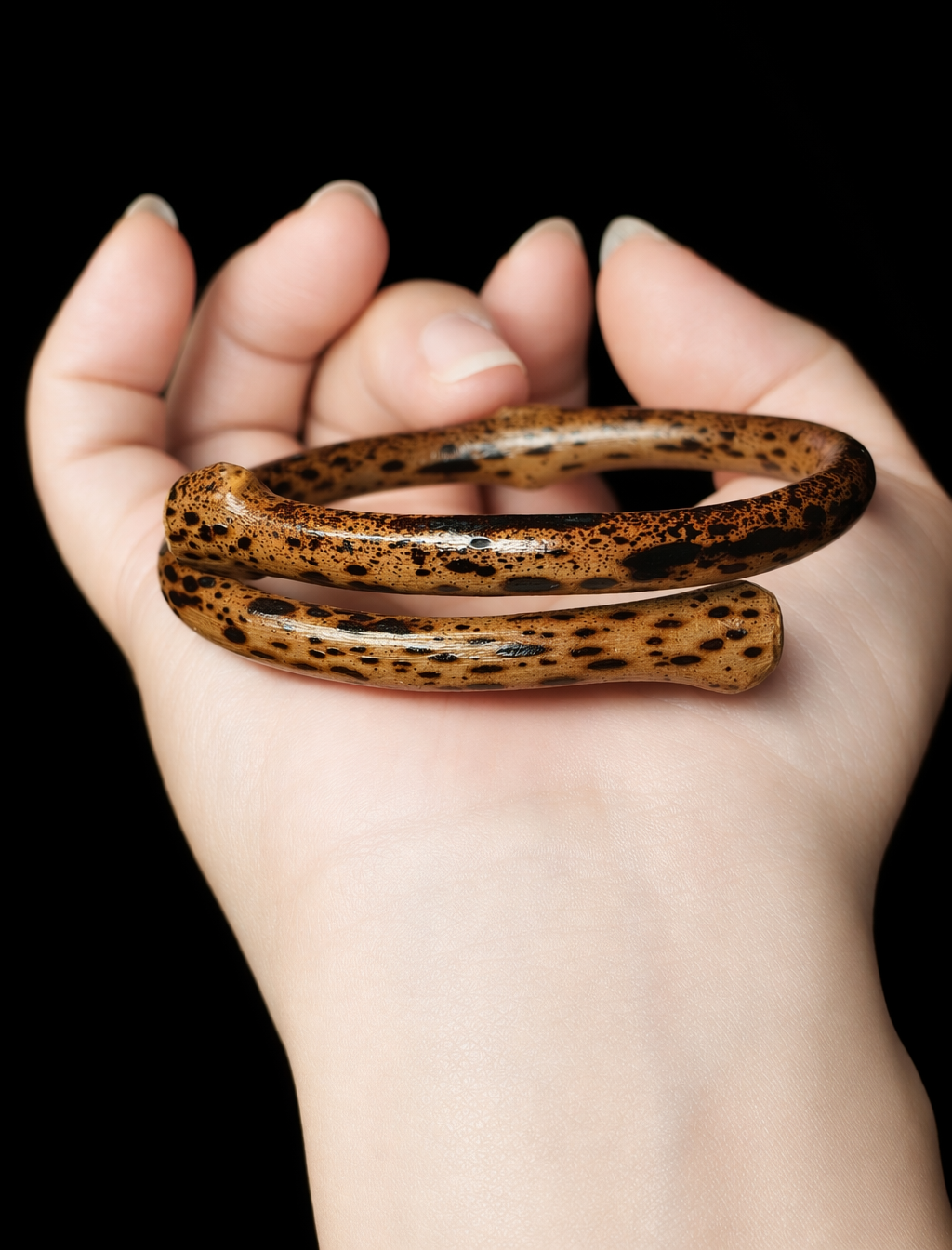 Leopard Bypass-Smilax Vine Bangle